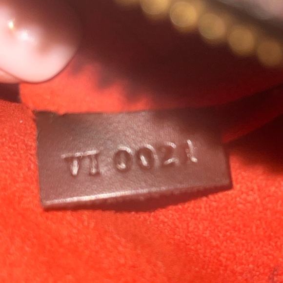 Authentic Louis Vuitton Damier Ebene Triana Shoulder Bag Tote Handbag - Picture 5 of 16